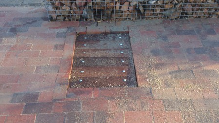 putdeksel tbv waterkraan.